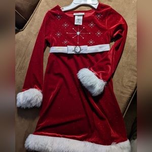 Girl's size 6 holiday dress